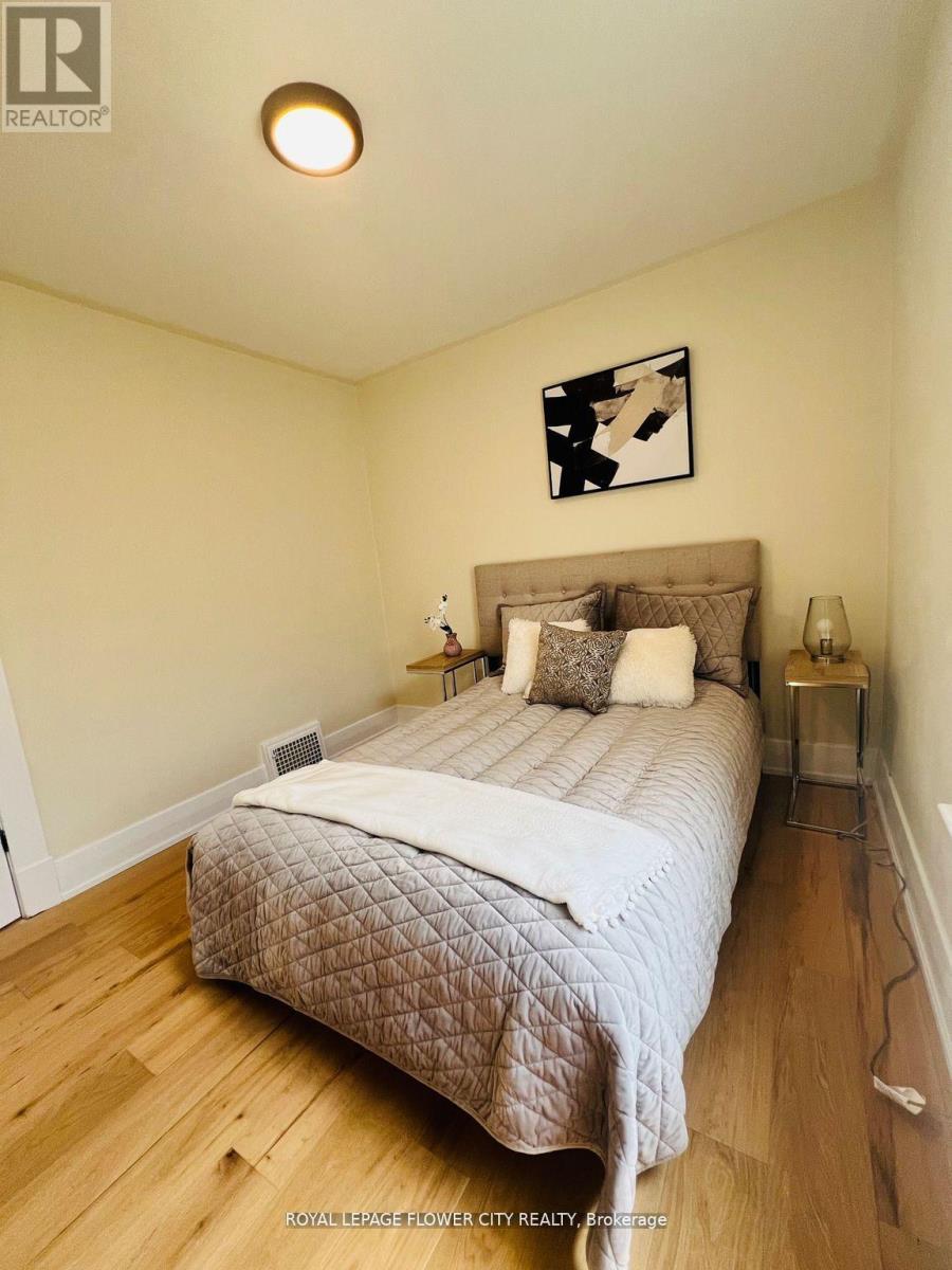 346 Wharncliffe Road, London South, ON - Indoor Photo Showing Bedroom
