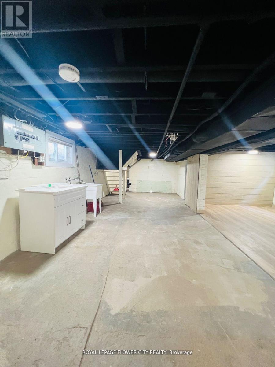346 Wharncliffe Road, London South, ON - Indoor
