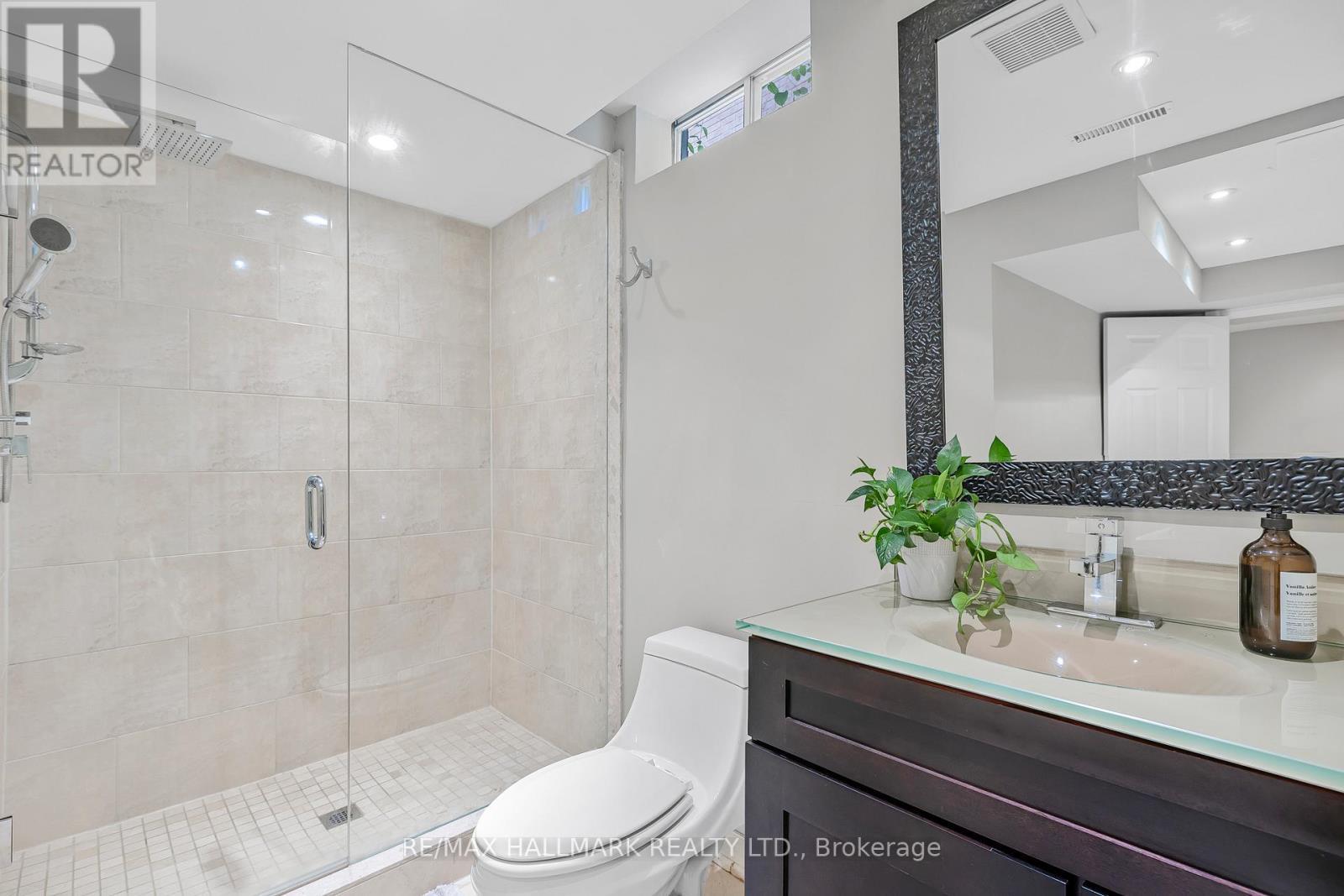 48 Lambert Road, Markham, ON - Indoor Photo Showing Bathroom