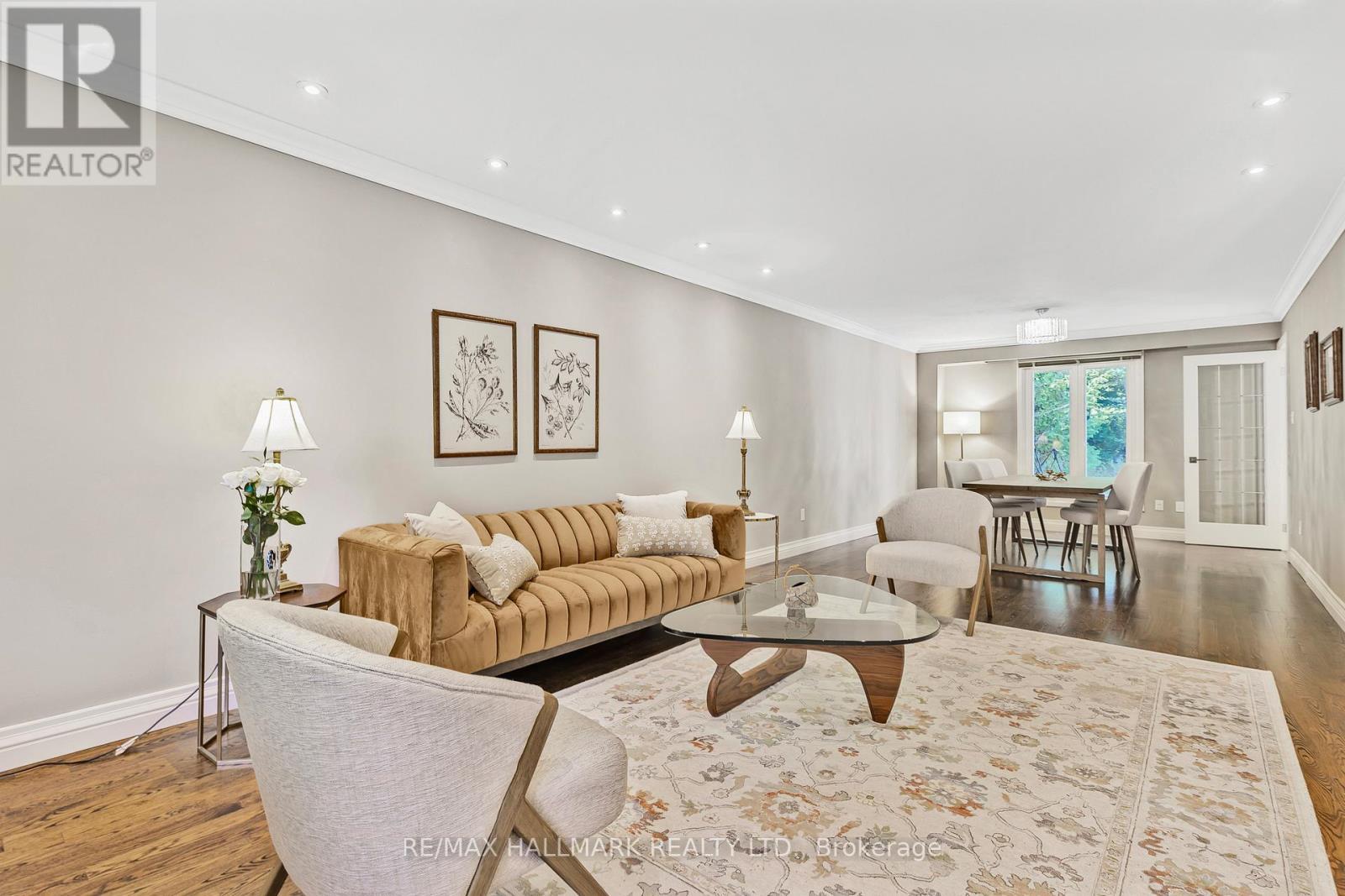 48 Lambert Road, Markham, ON - Indoor Photo Showing Living Room