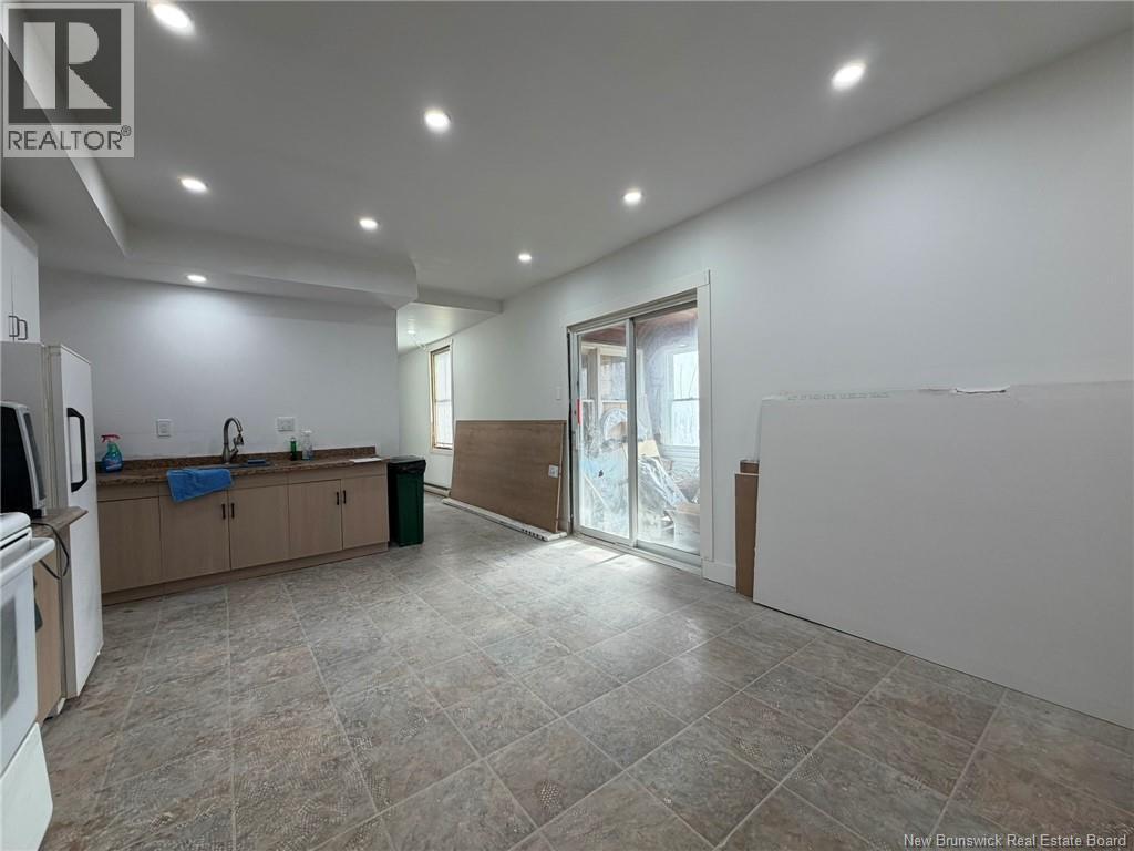 80 Davidson Lane, Miramichi, NB - Indoor