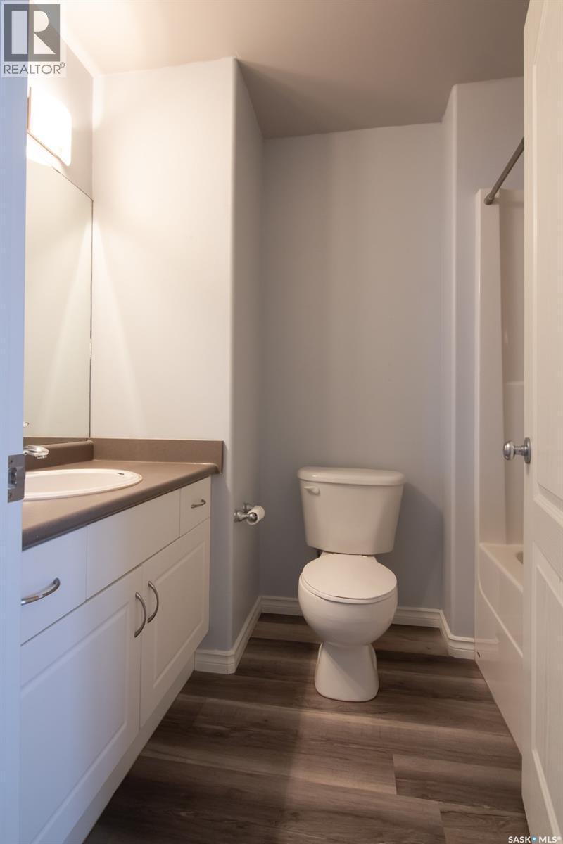 139 405 Bayfield Crescent, Saskatoon, SK - Indoor Photo Showing Bathroom