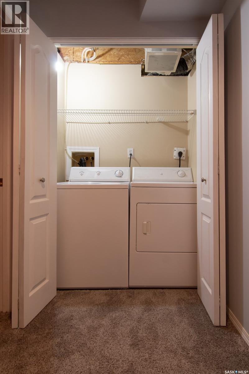 139 405 Bayfield Crescent, Saskatoon, SK - Indoor Photo Showing Laundry Room