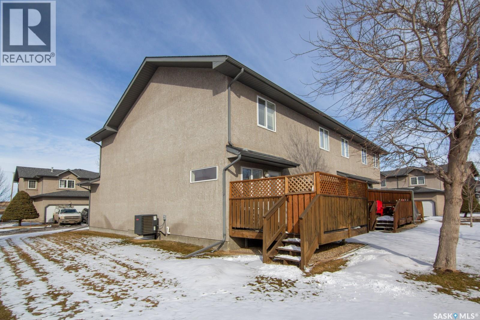 139 405 Bayfield Crescent, Saskatoon, SK - Outdoor