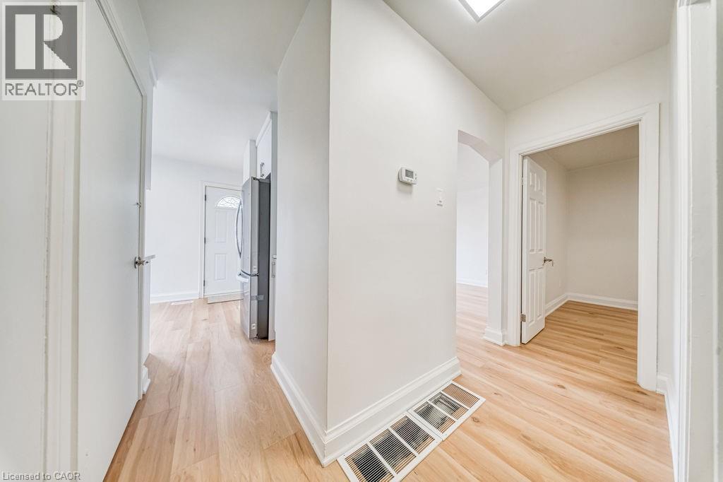 22 David Avenue, Hamilton, ON - Indoor Photo Showing Other Room