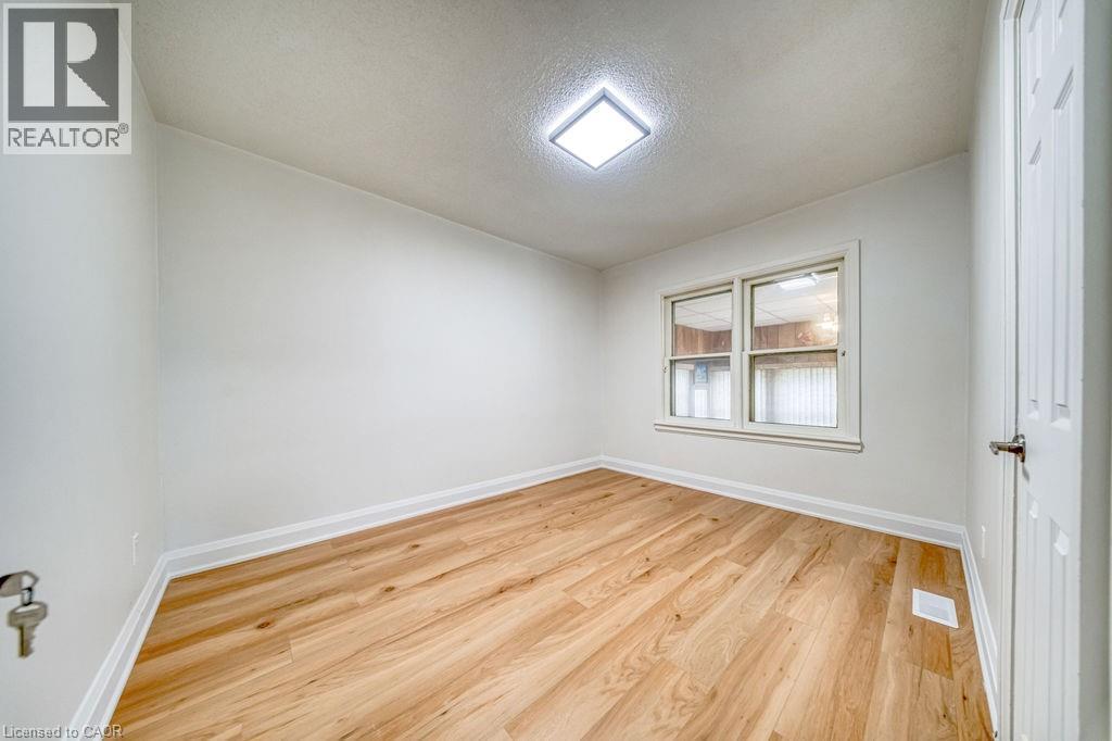 22 David Avenue, Hamilton, ON - Indoor Photo Showing Other Room