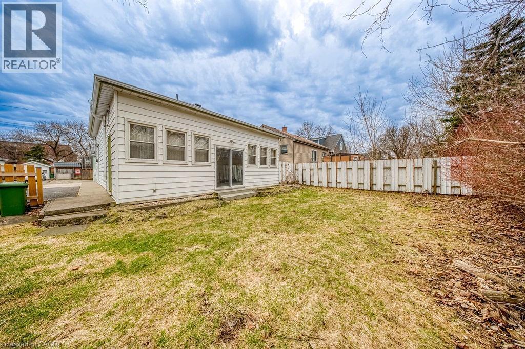 22 David Avenue, Hamilton, ON - Outdoor