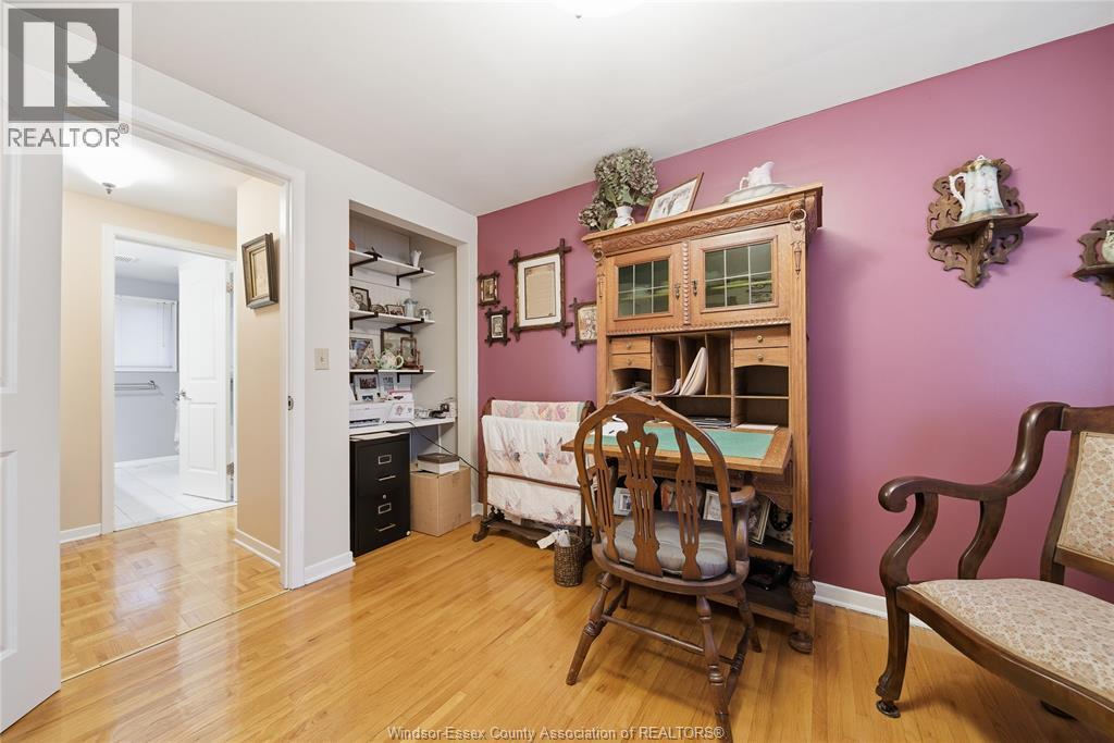 10682 Keating Crescent, Windsor, ON - Indoor