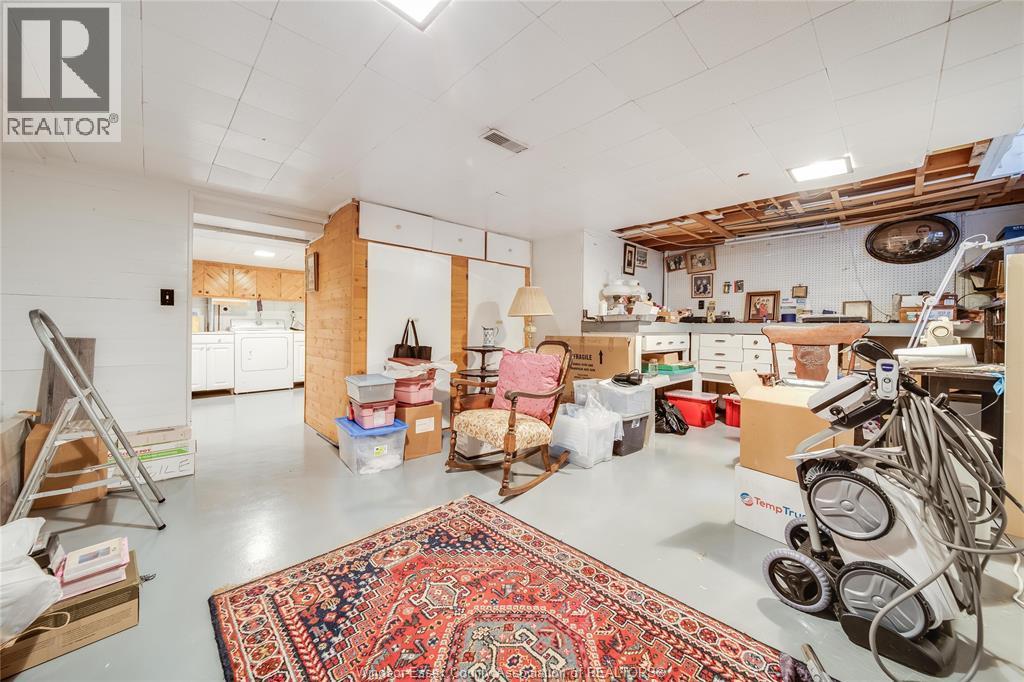 10682 Keating Crescent, Windsor, ON - Indoor