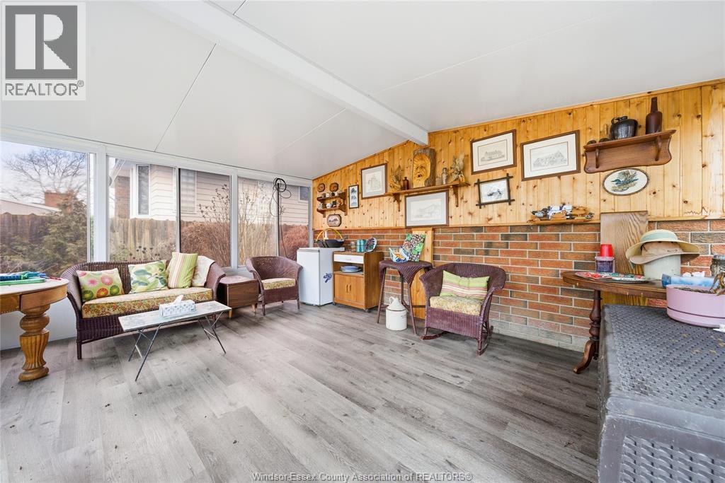 10682 Keating Crescent, Windsor, ON - Indoor