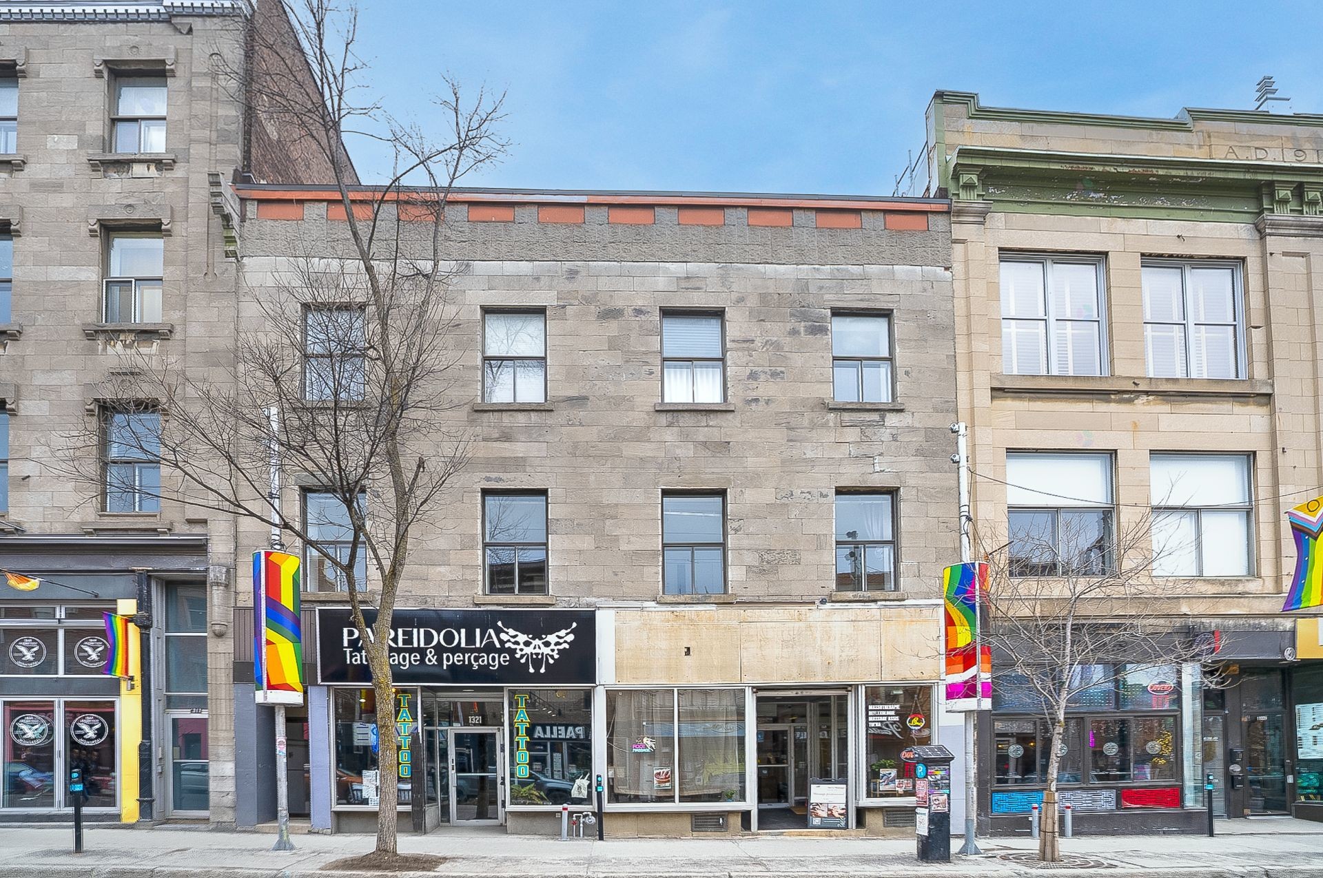 Façade - 1-1319 Rue Ste-Catherine E., Montréal (Ville-Marie), QC - Outdoor