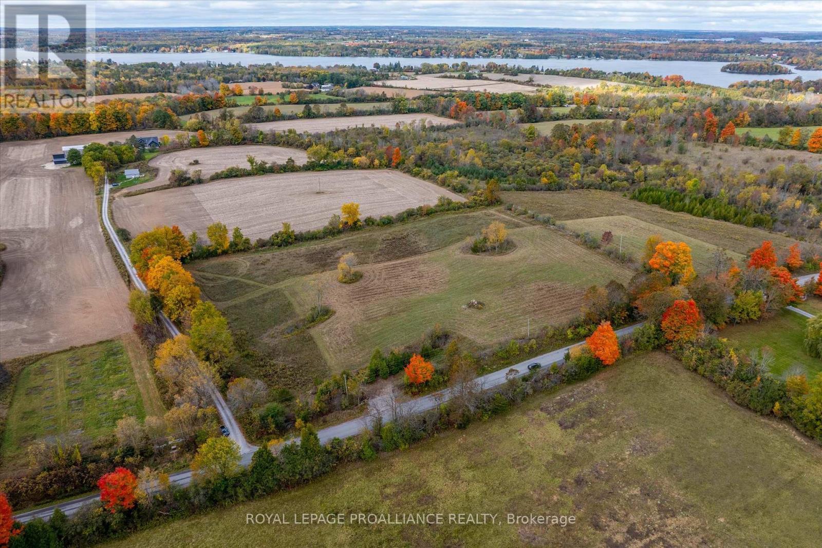Lot Centre Line, Selwyn, ON