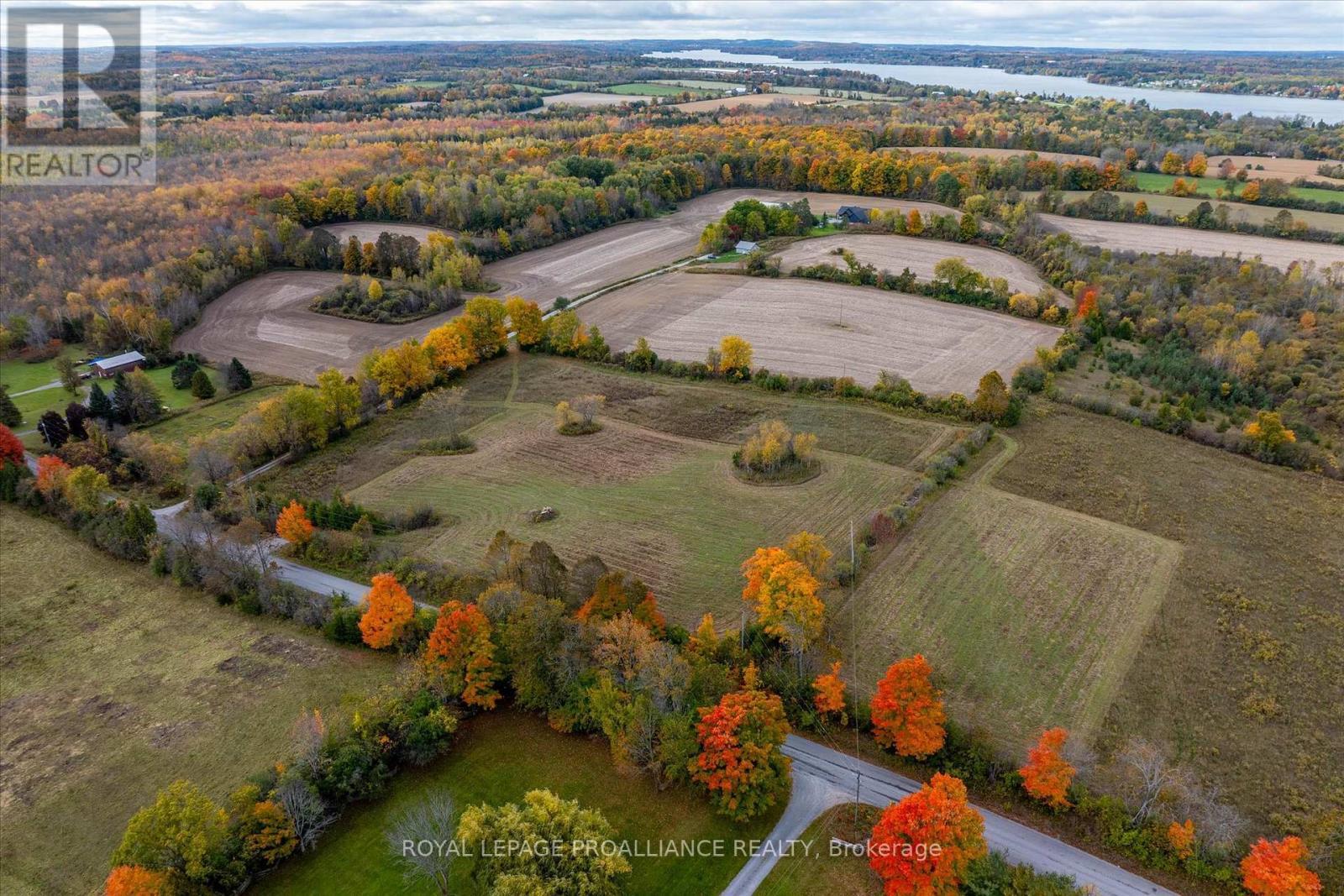 Lot Centre Line, Selwyn, ON