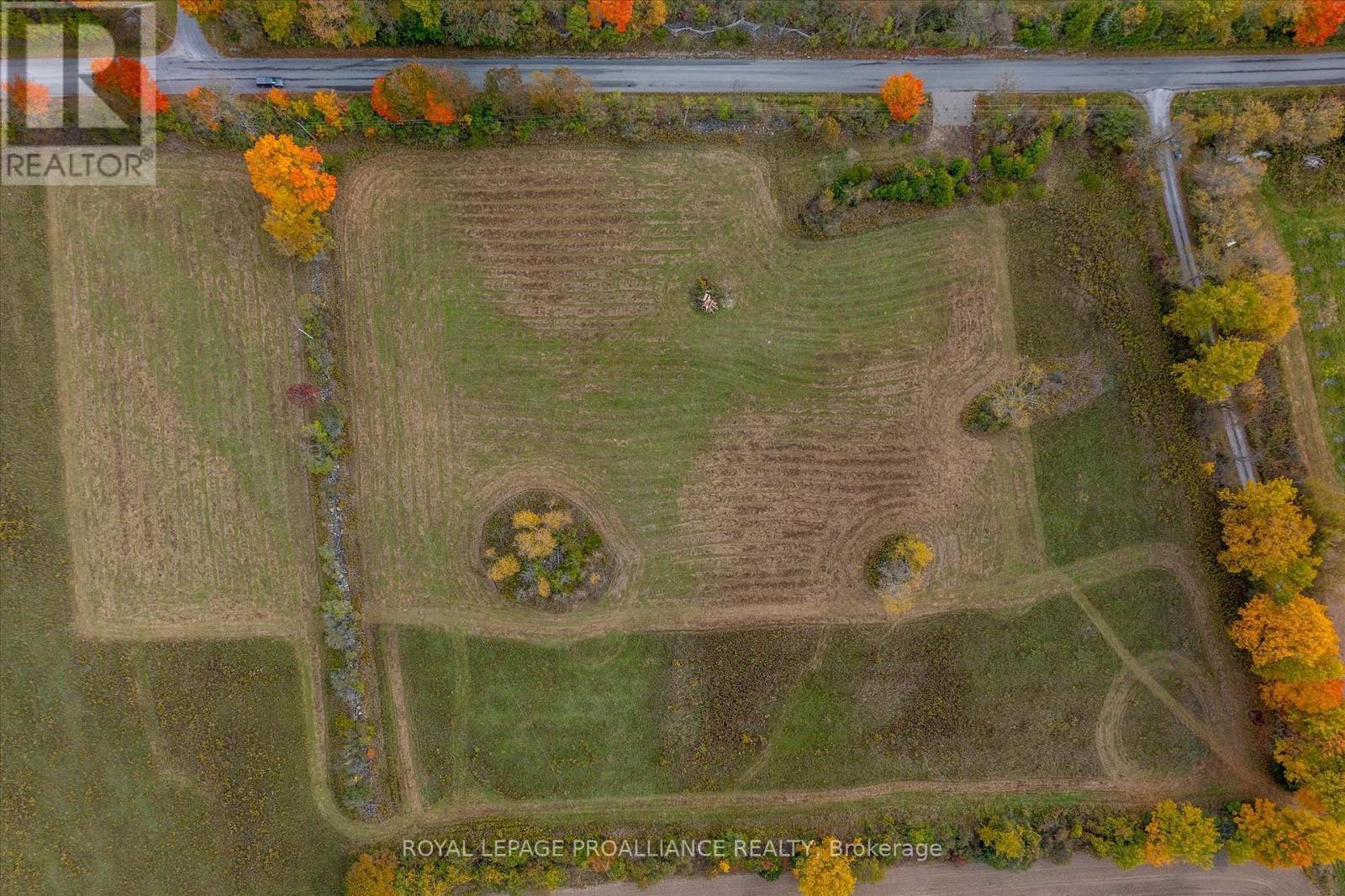 Lot Centre Line, Selwyn, ON