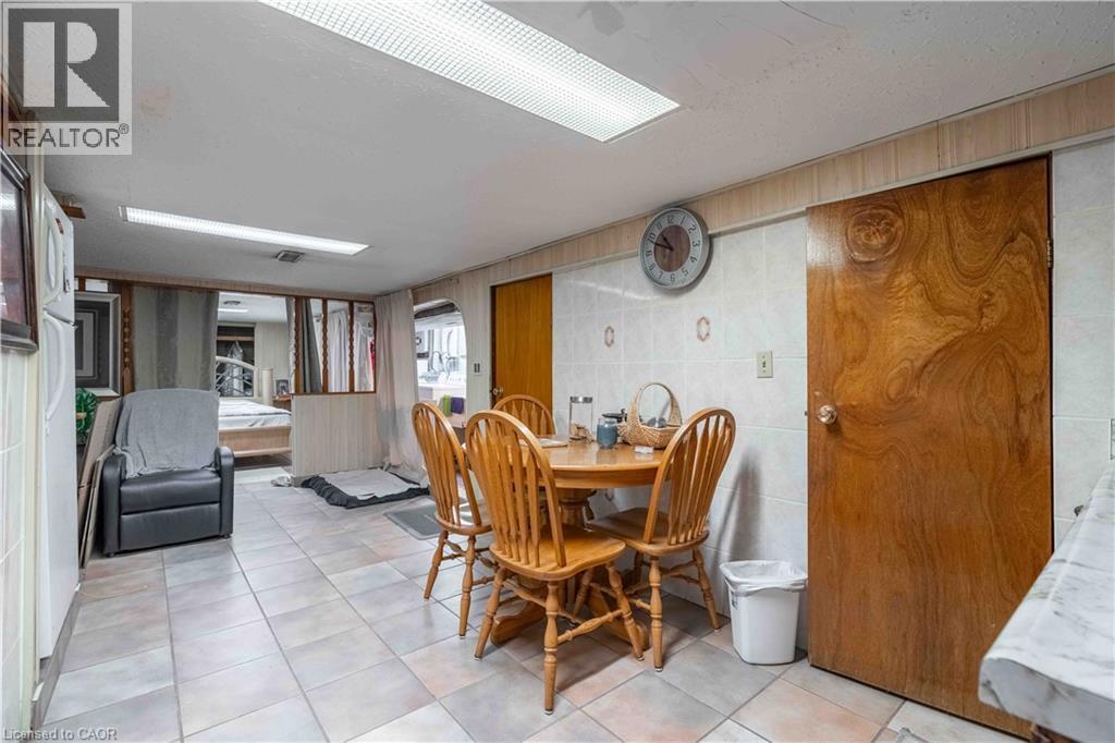 20 Milton Avenue, Hamilton, ON - Indoor Photo Showing Dining Room