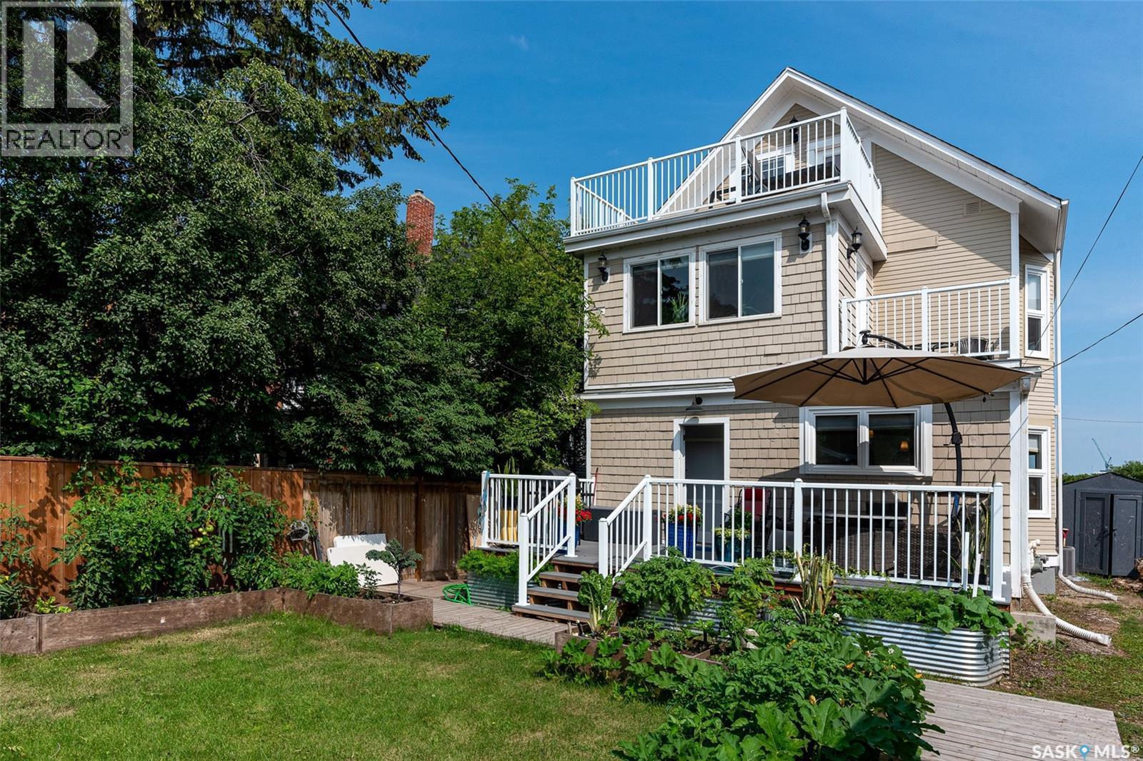 518 12Th Street E, Saskatoon, SK - Outdoor