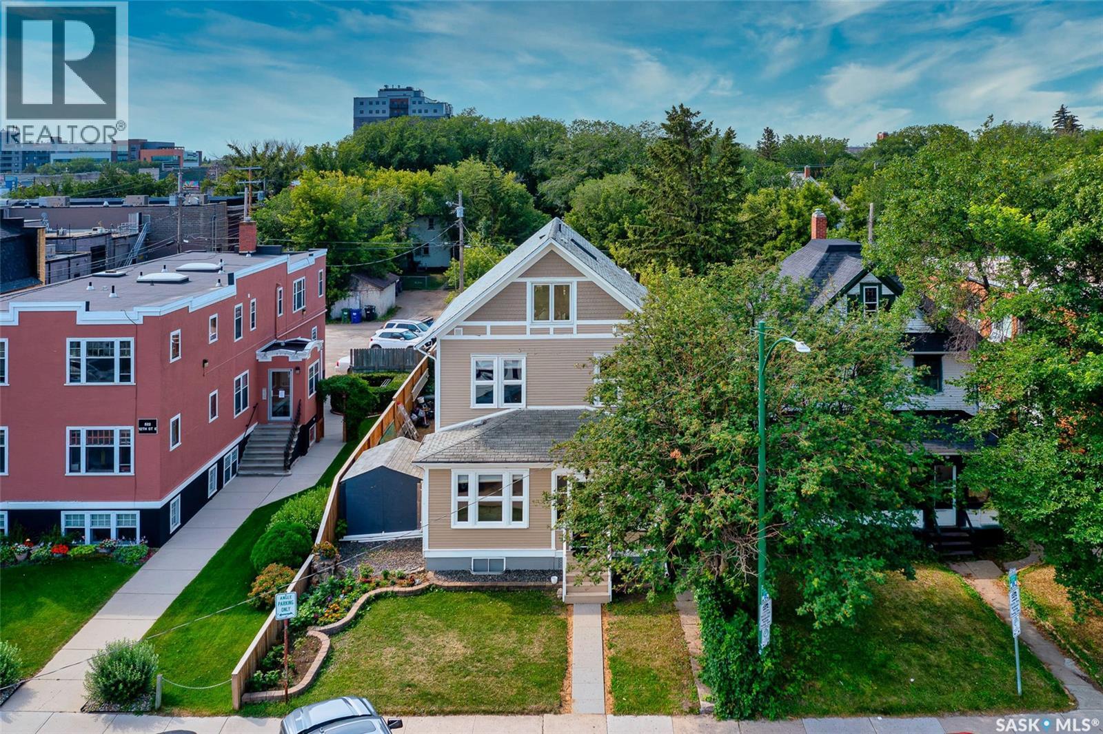 518 12Th Street E, Saskatoon, SK - Outdoor