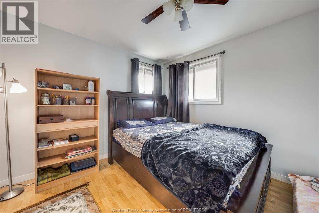 2340 George Avenue, Windsor, ON - Indoor Photo Showing Bedroom