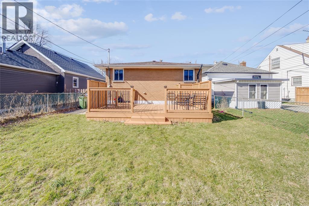 2340 George Avenue, Windsor, ON - Outdoor With Deck Patio Veranda