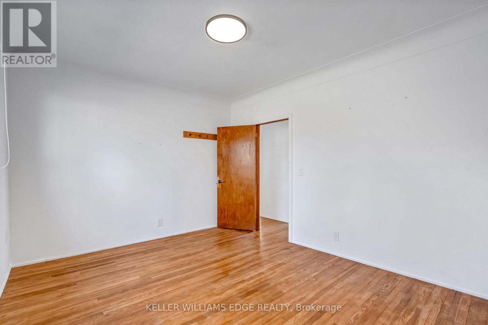 23 Clifford Street, Hamilton, ON - Indoor Photo Showing Other Room