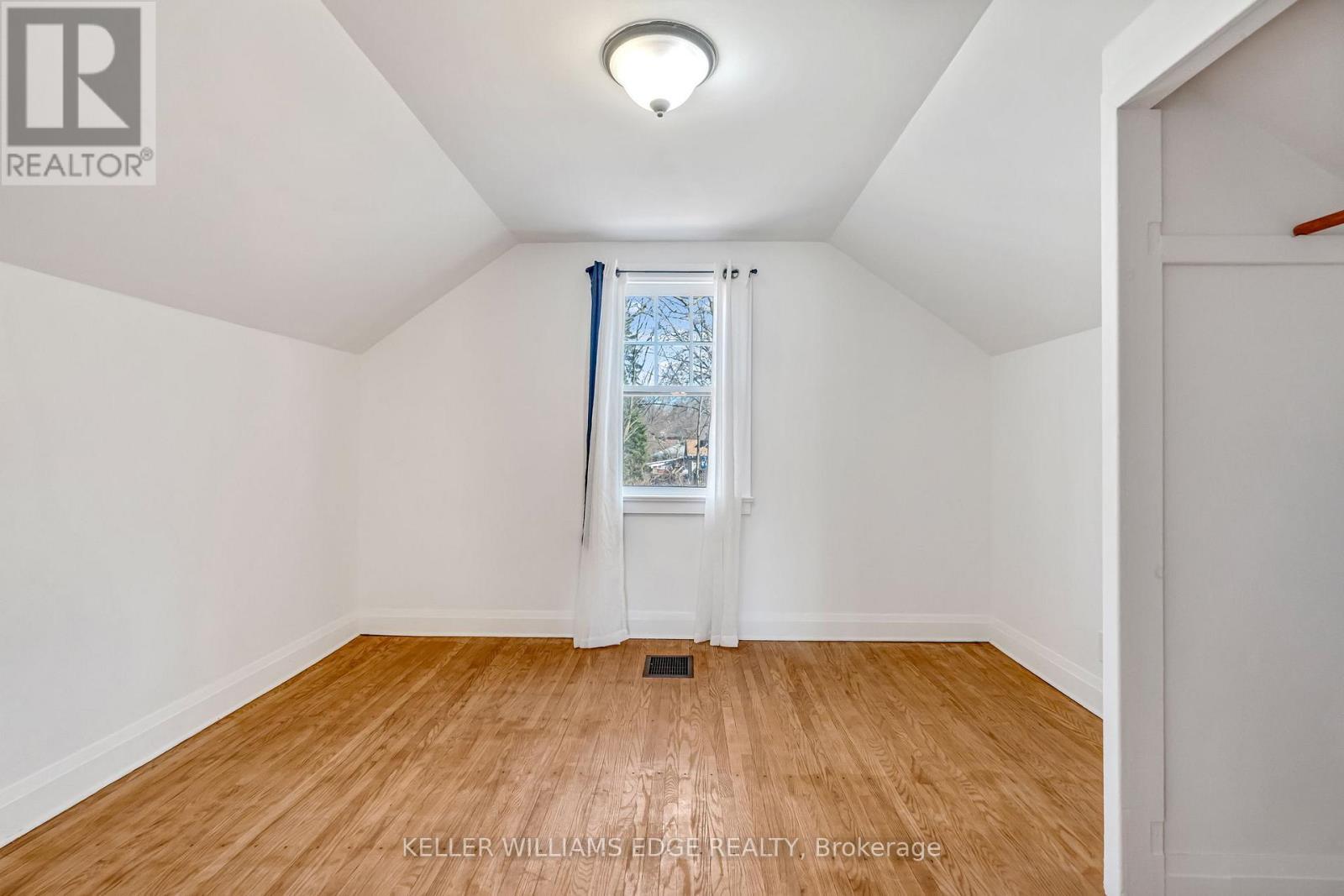 23 Clifford Street, Hamilton, ON - Indoor Photo Showing Other Room