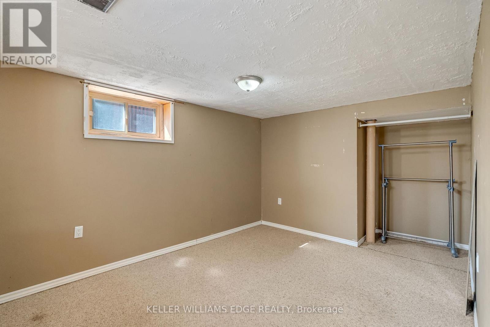 23 Clifford Street, Hamilton, ON - Indoor