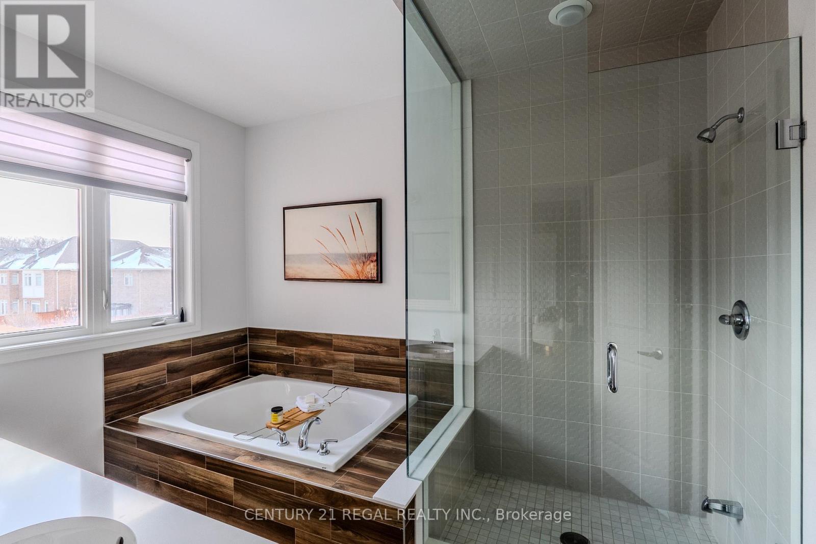25 Elysian Fields Circle, Brampton, ON - Indoor Photo Showing Bathroom