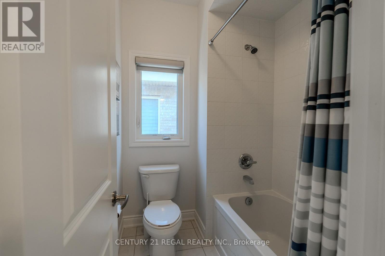 25 Elysian Fields Circle, Brampton, ON - Indoor Photo Showing Bathroom