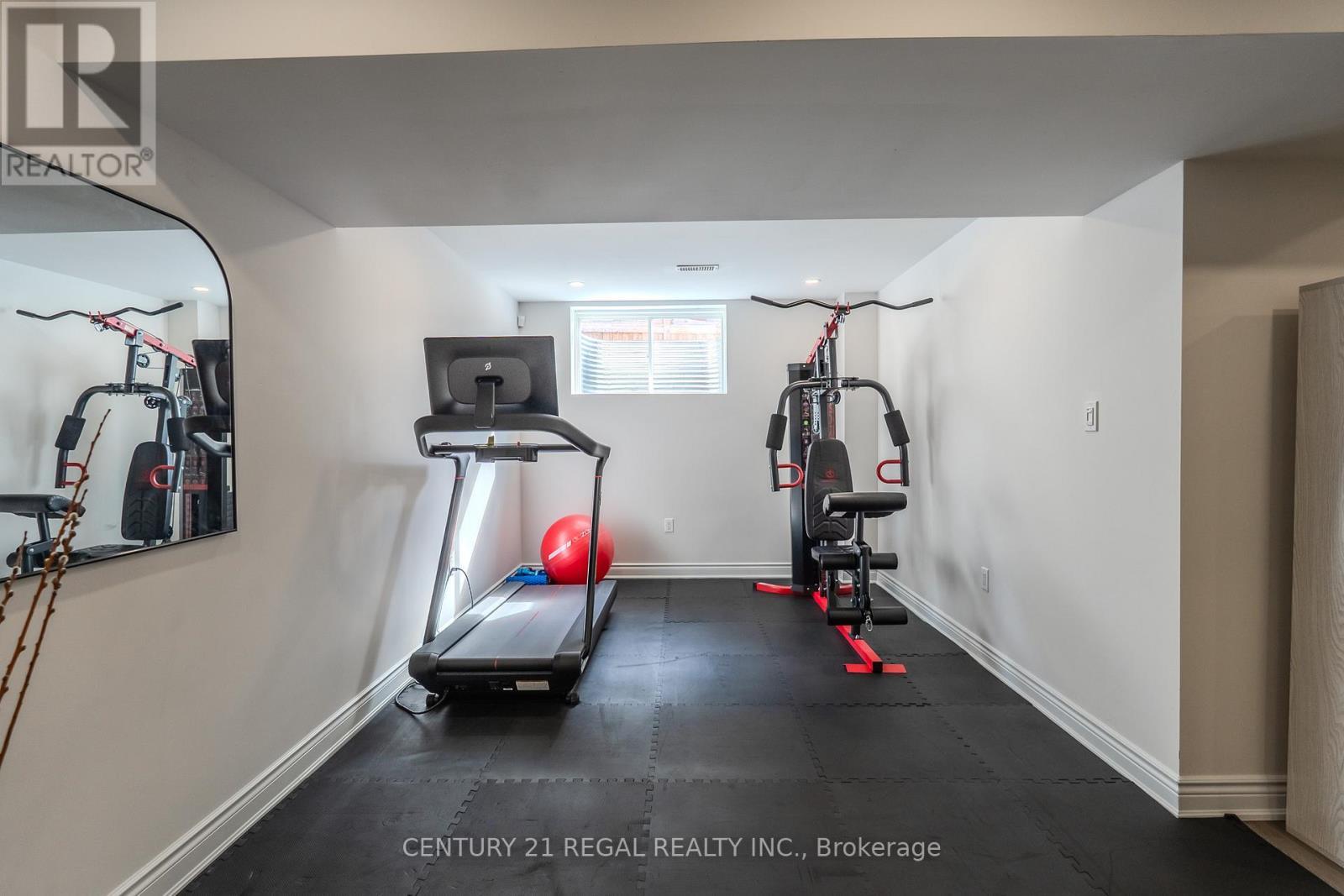 25 Elysian Fields Circle, Brampton, ON - Indoor Photo Showing Gym Room