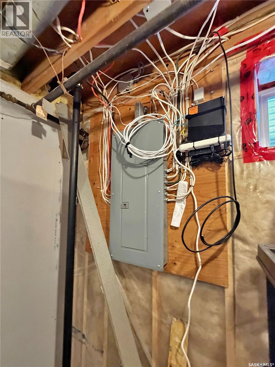 737 Sumner Street, Esterhazy, SK - Indoor Photo Showing Basement