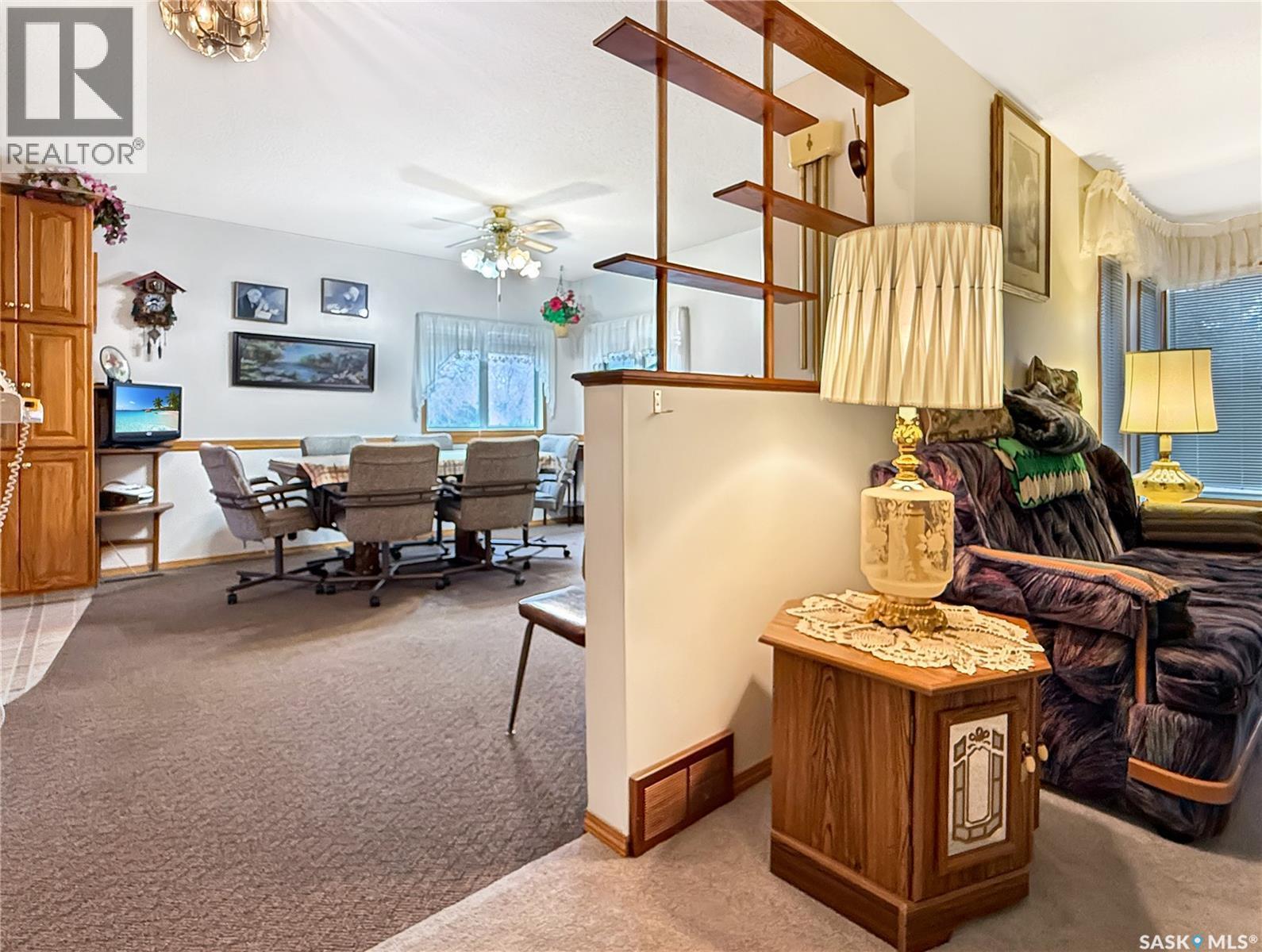 880 3Rd Avenue Ne, Swift Current, SK - Indoor