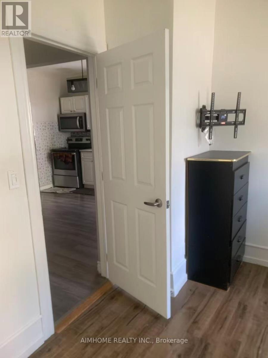 7 Rathgar Street, London East, ON - Indoor Photo Showing Other Room