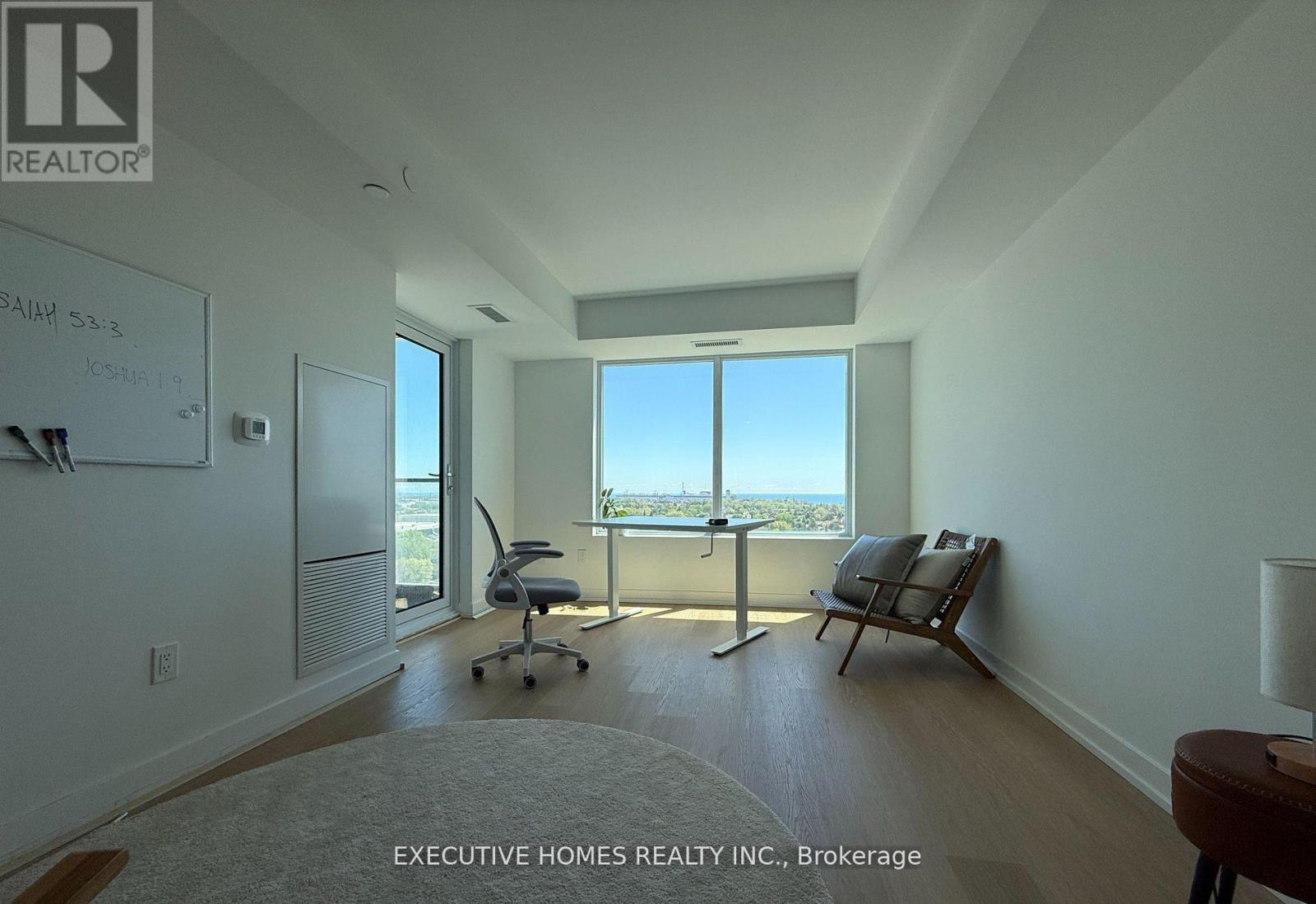 1503 - 1435 Celebration Drive, Pickering, ON - Indoor Photo Showing Gym Room