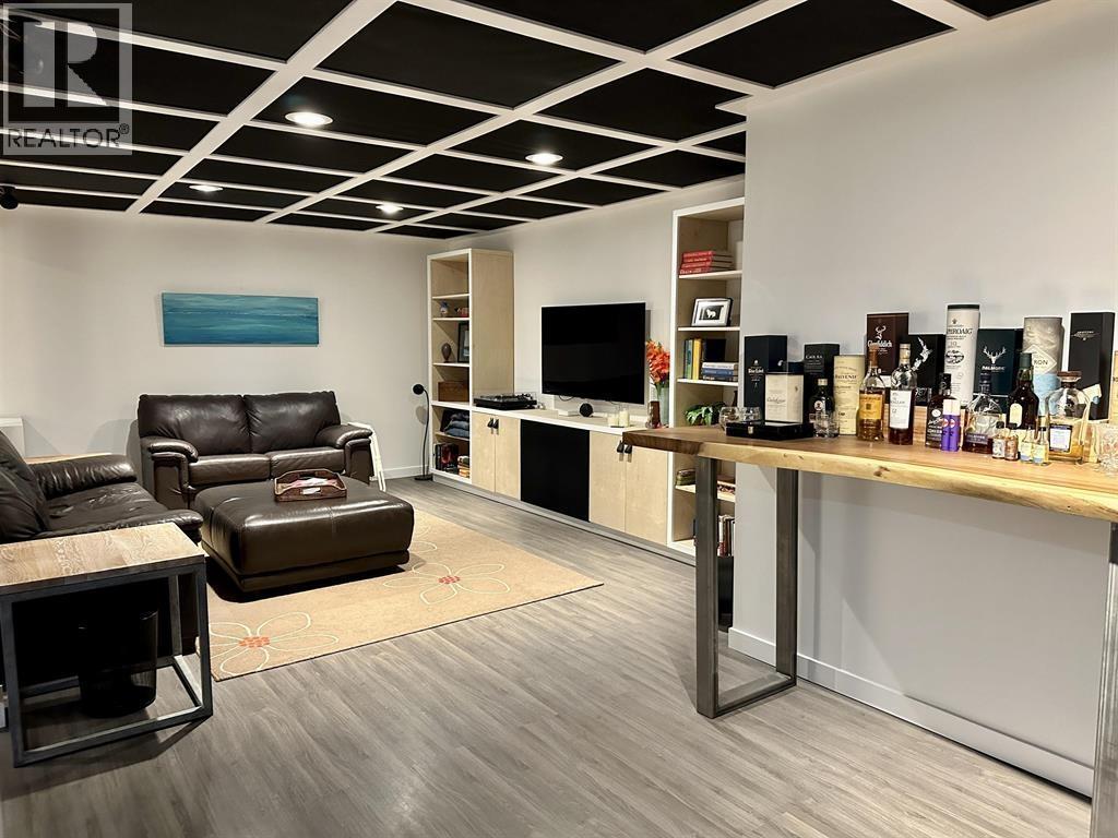 3473 Hargreaves Avenue, Vanderhoof, BC - Indoor