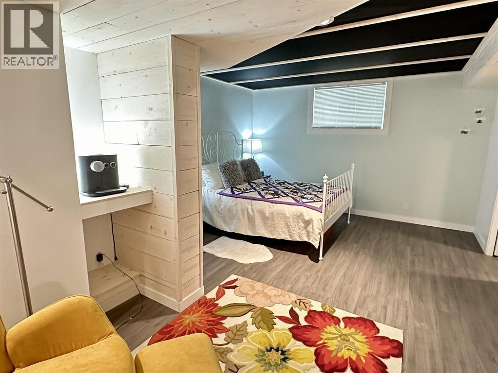 3473 Hargreaves Avenue, Vanderhoof, BC - Indoor Photo Showing Bedroom