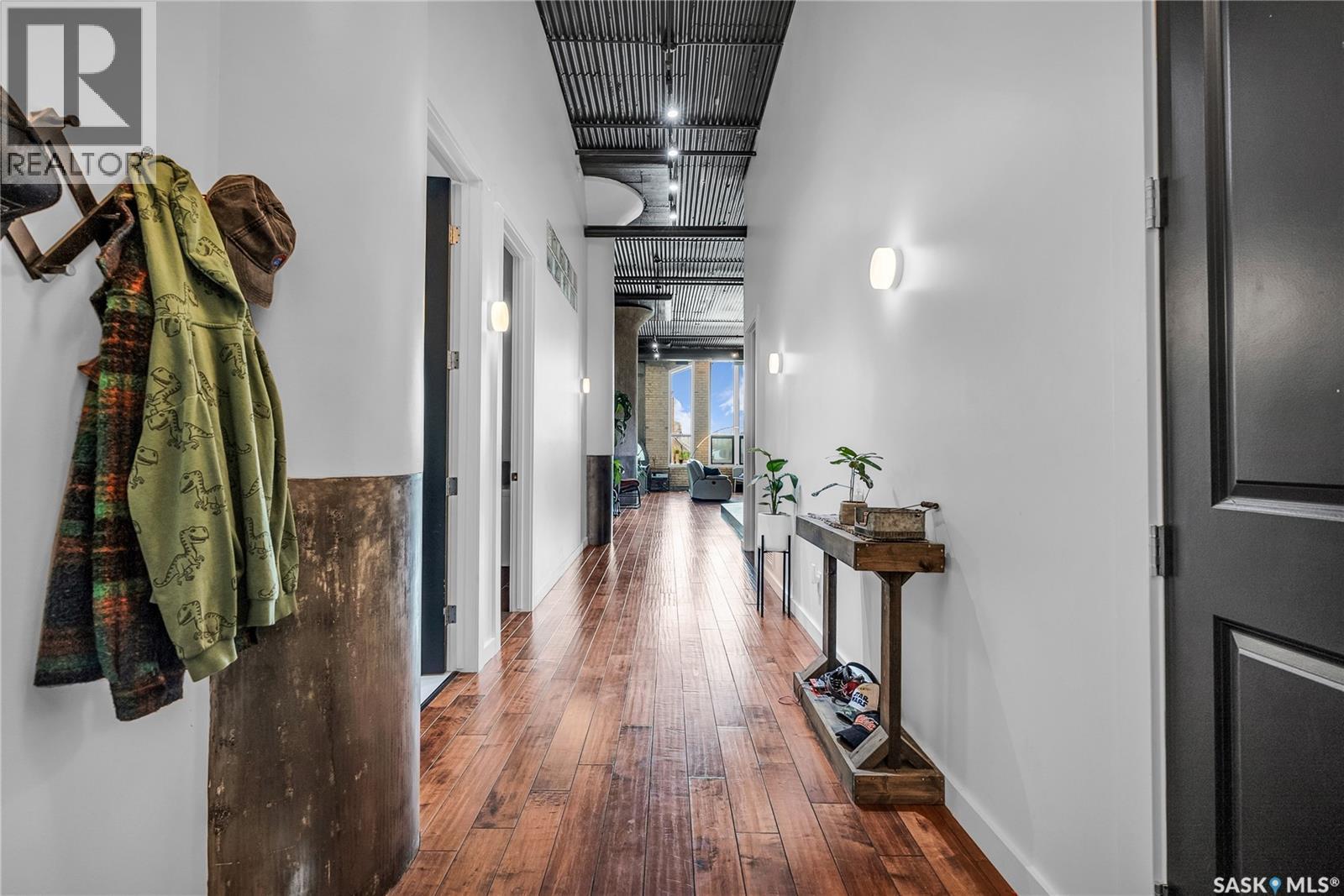 105 211 D Avenue N, Saskatoon, SK - Indoor Photo Showing Other Room