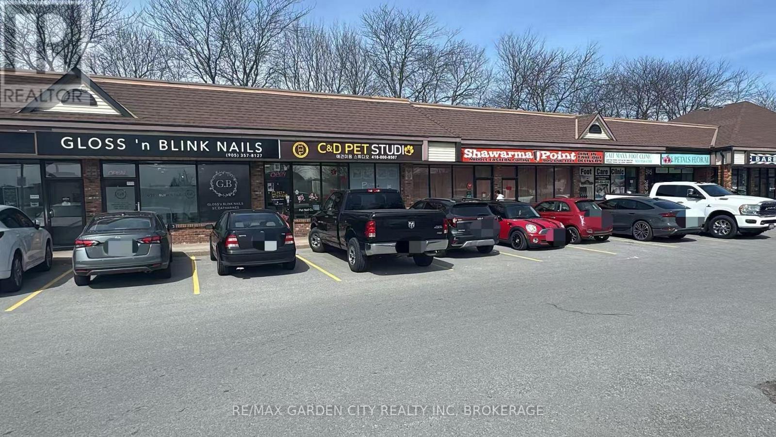 4 - 595 Carlton Street, St. Catharines (Carlton/Bunting), ON