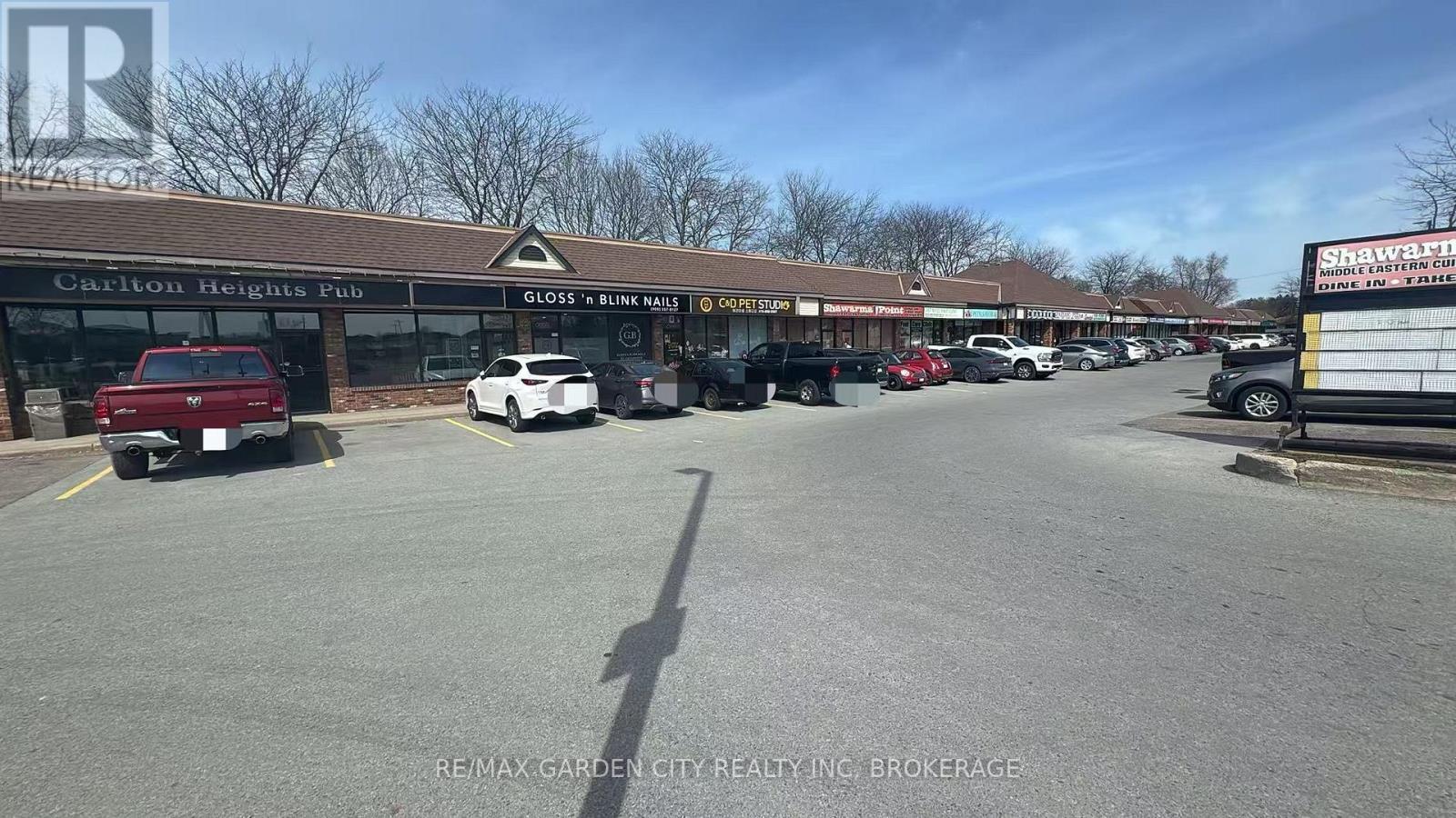 4 - 595 Carlton Street, St. Catharines (Carlton/Bunting), ON