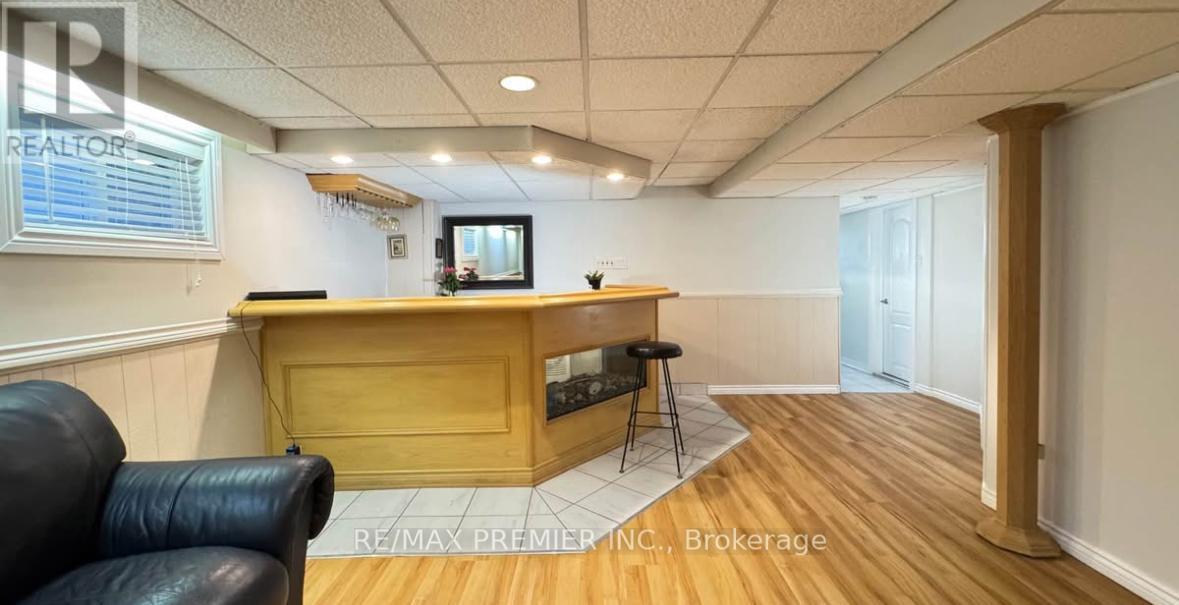 3551 Burningelm Crescent, Mississauga, ON - Indoor Photo Showing Other Room