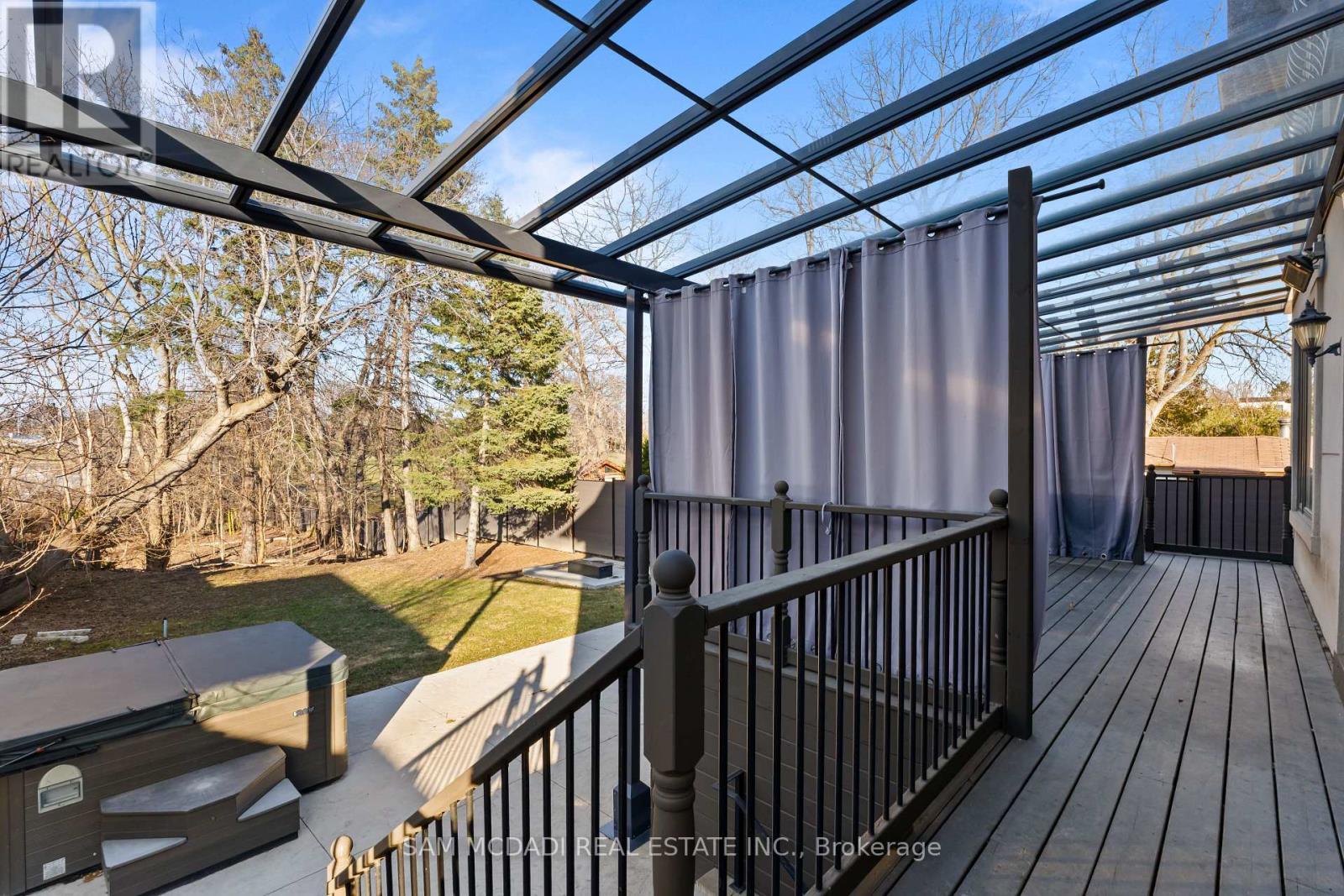 1487 Myron Drive, Mississauga, ON - Outdoor With Deck Patio Veranda With Exterior