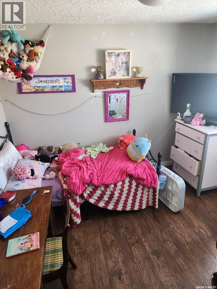 84 Rothwell Crescent, Regina, SK - Indoor Photo Showing Bedroom