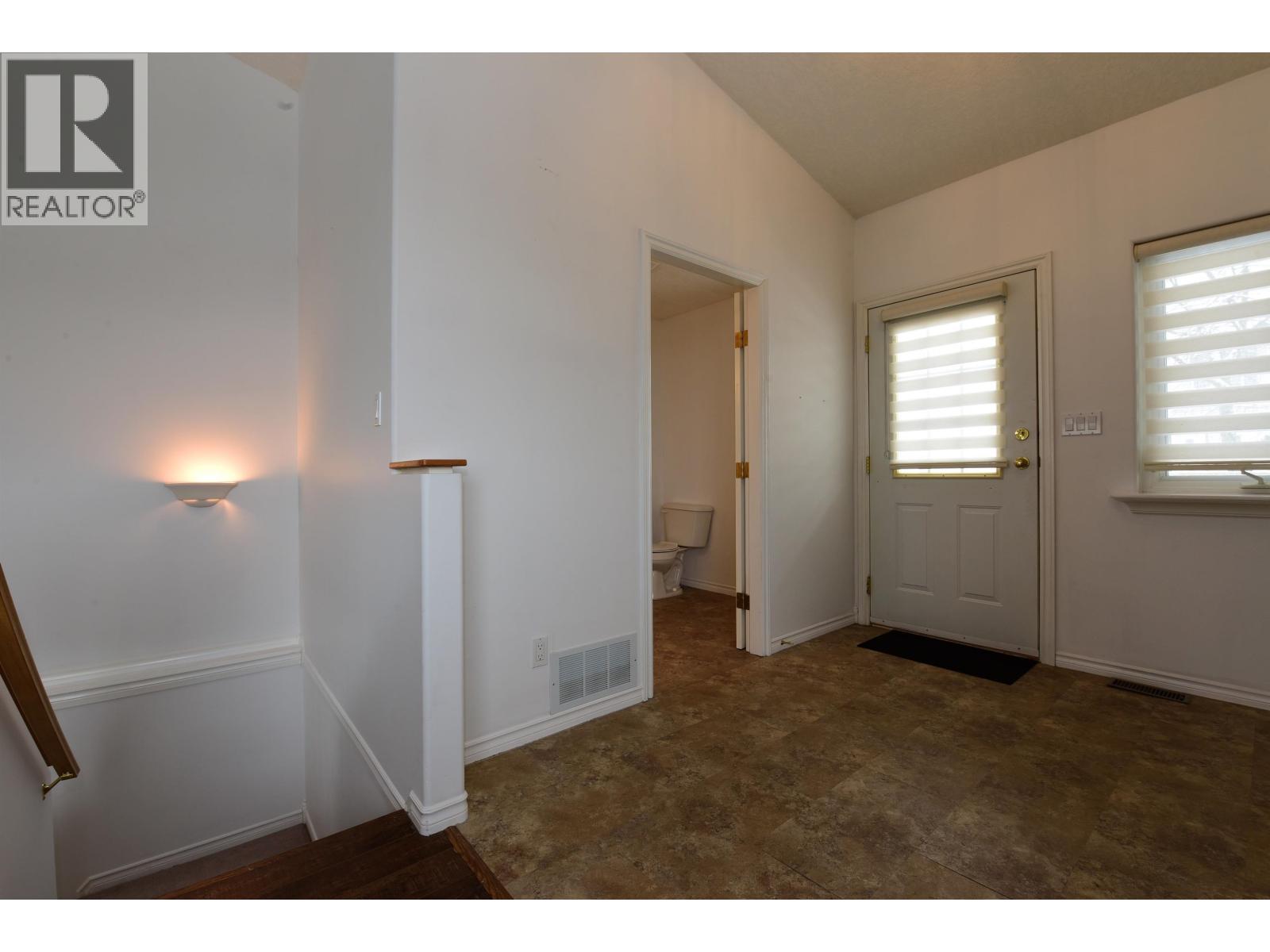 9 11 Eagle Crescent, Williams Lake, BC - Indoor Photo Showing Other Room