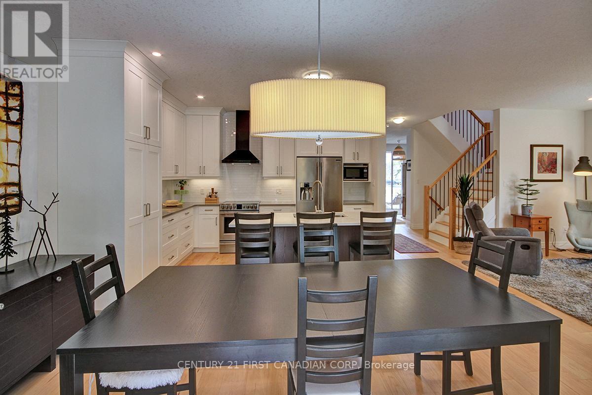 2113 Linkway Boulevard, London South (South A), ON - Indoor