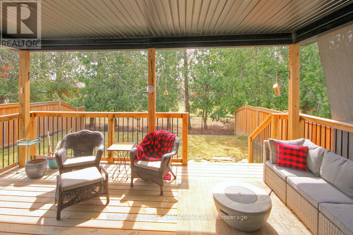 2113 Linkway Boulevard, London South (South A), ON - Outdoor With Deck Patio Veranda With Exterior