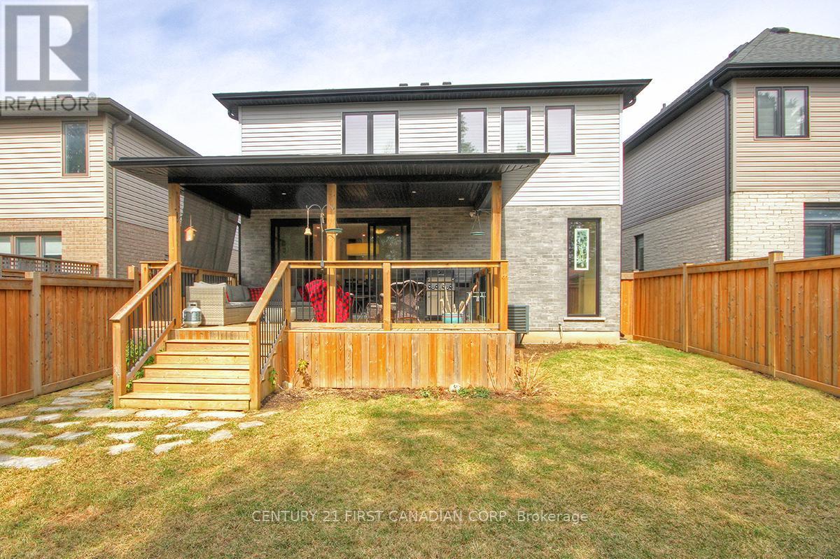 2113 Linkway Boulevard, London South (South A), ON - Outdoor With Deck Patio Veranda With Exterior