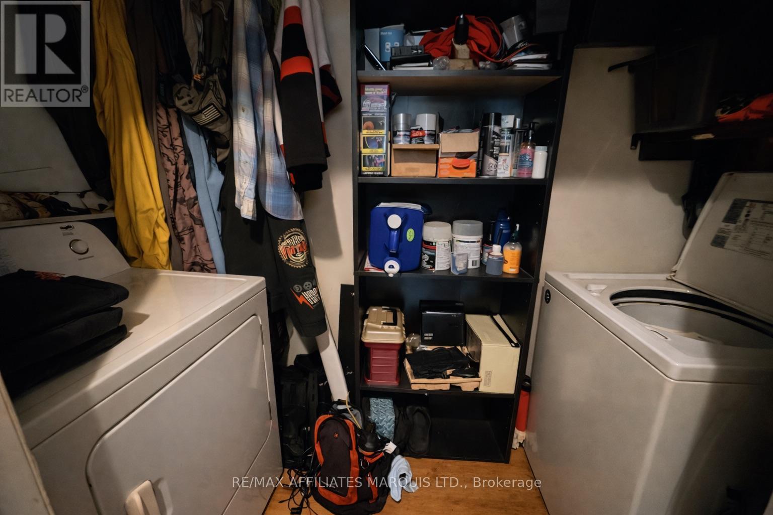 38 Danis Avenue, Cornwall, ON - Indoor Photo Showing Laundry Room