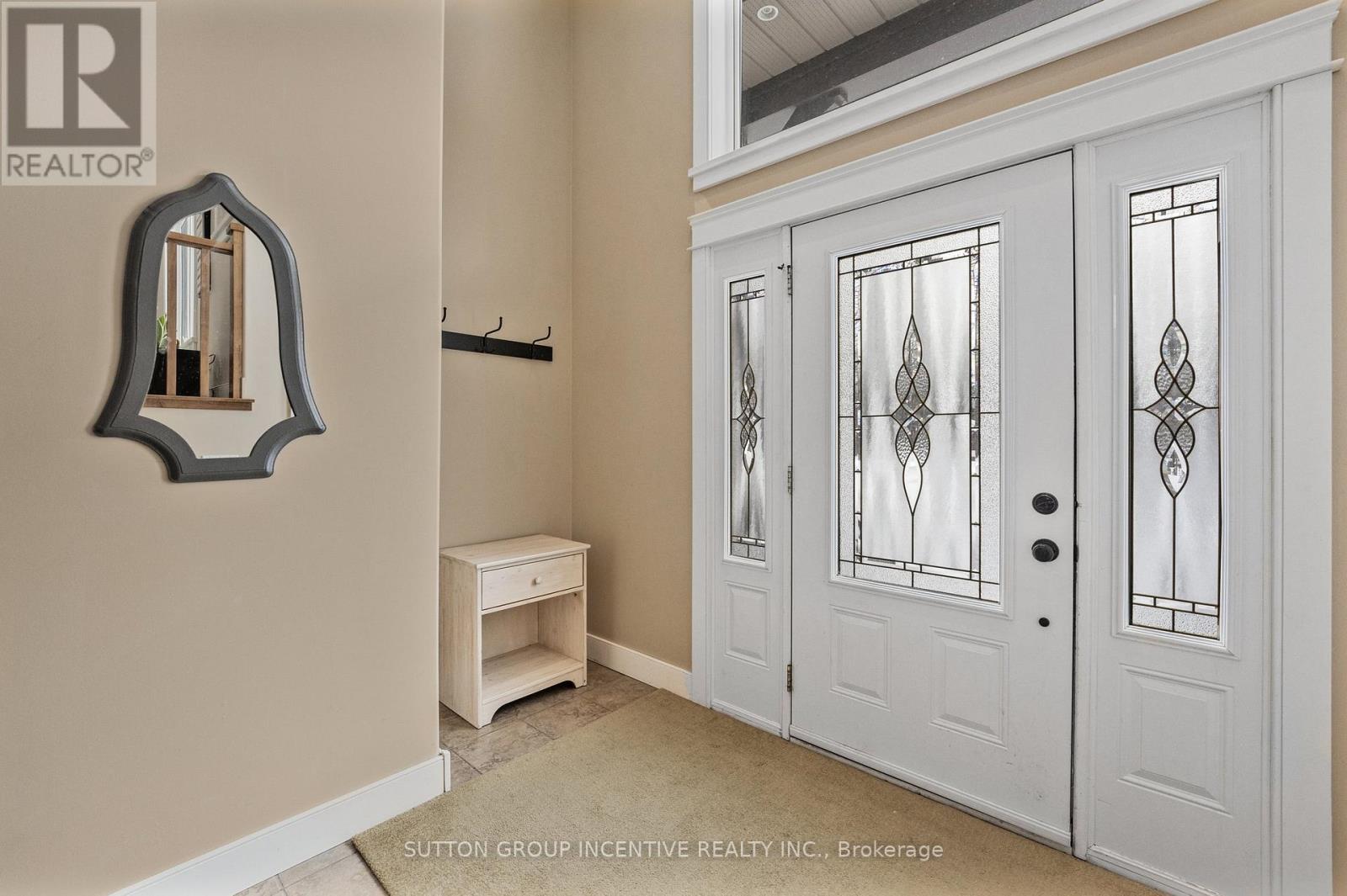 48 Tall Pines Drive, Tiny, ON - Indoor Photo Showing Other Room