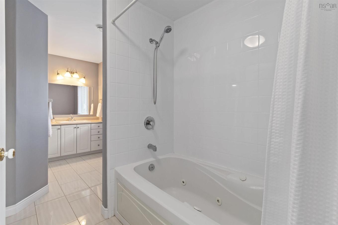 5 Roxham Close, Halifax, NS