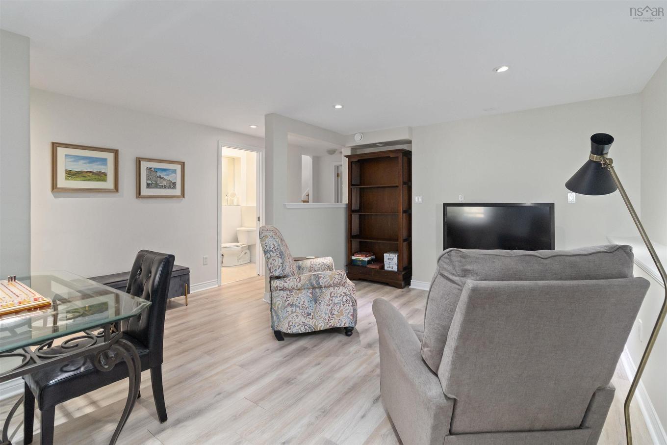 5 Roxham Close, Halifax, NS