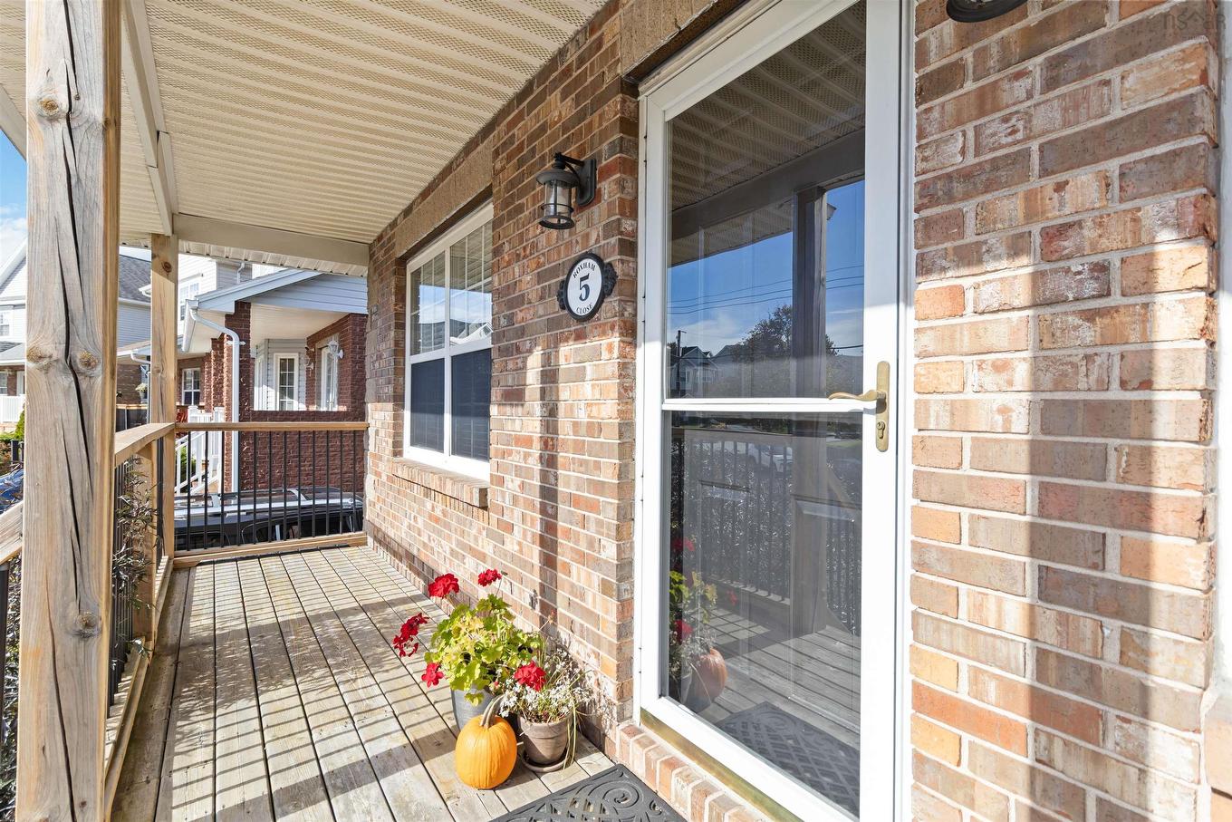 5 Roxham Close, Halifax, NS